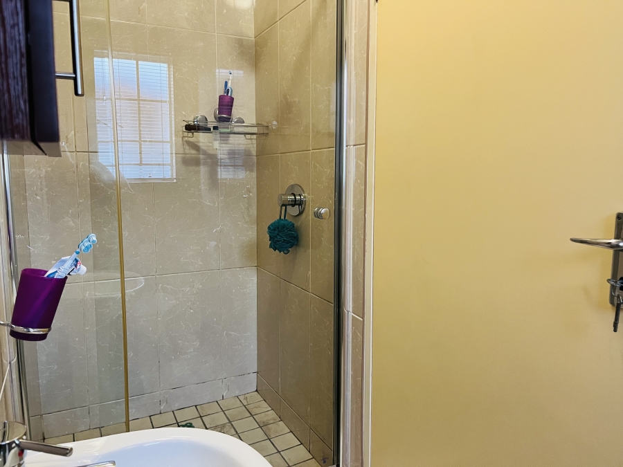 3 Bedroom Property for Sale in Waterval East North West